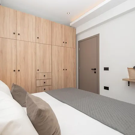 Apartment Center B *