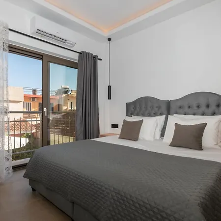 Center B Apartment *